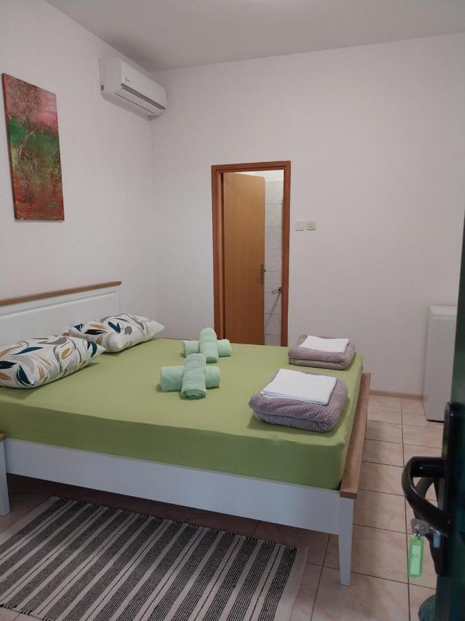 Sobe Kraft 2 Apartment Živogošće Екстериор снимка